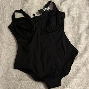 TA3 black Lifty swimsuit NWT